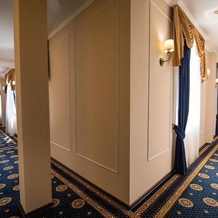 Dioskuria Hotel Sukhumi Eksteriør billede