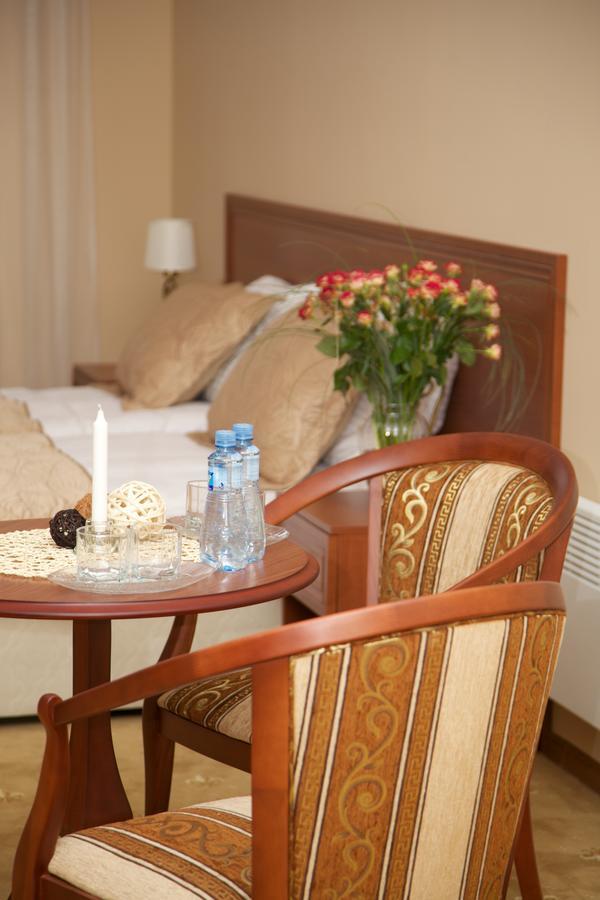 Dioskuria Hotel Sukhumi Eksteriør billede