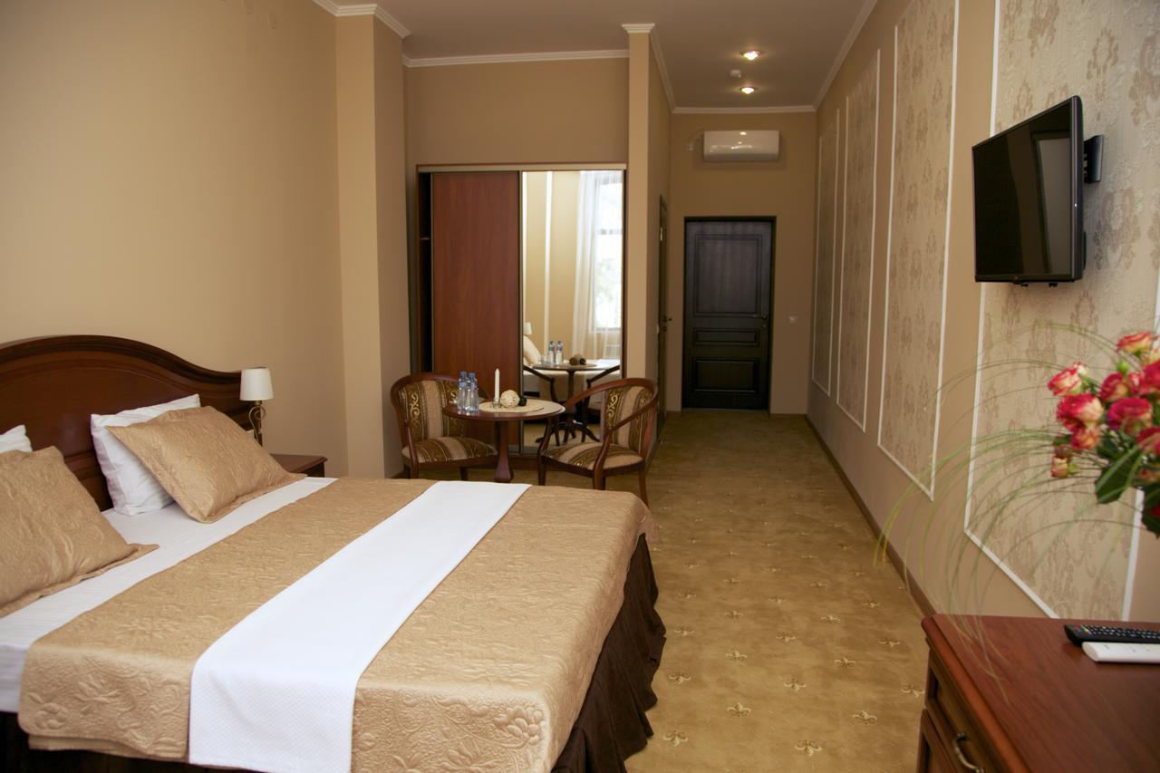 Dioskuria Hotel Sukhumi Eksteriør billede